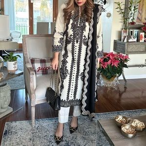 Pakistani/ indian designer suit Sana Safinaz